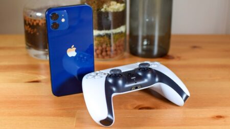 ps5 dualsense and iphone